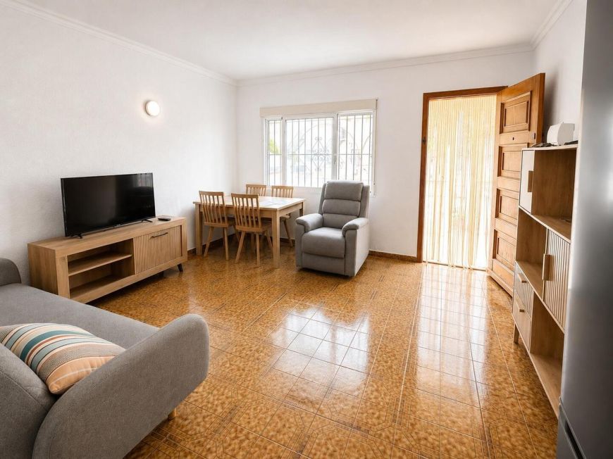 Španělsko Ground-floor bungalow · Unique opportunity in La Mata
