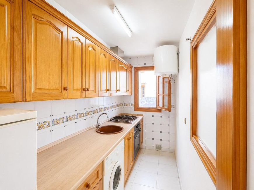 Испания Opportunity with views, SOUTH facing, swimming pool, garage and storage room