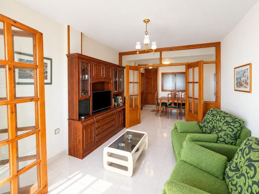 Испания Opportunity with views, SOUTH facing, swimming pool, garage and storage room