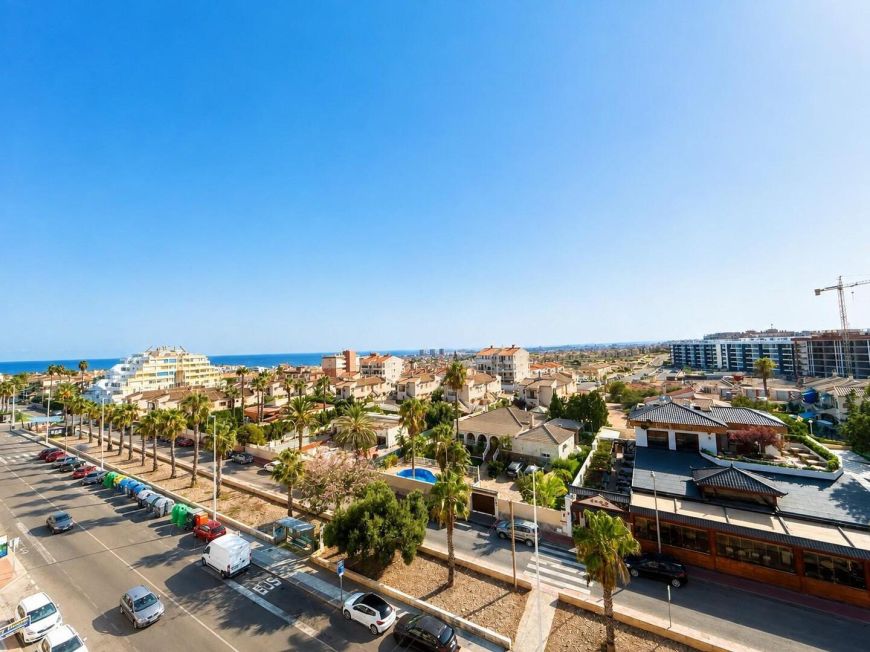 Испания Opportunity with views, SOUTH facing, swimming pool, garage and storage room
