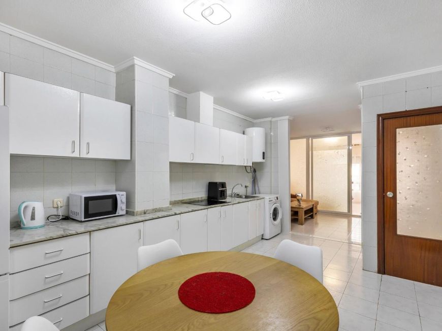 Španělsko Very spacious 2 bedroom + 1 bathroom apartment
