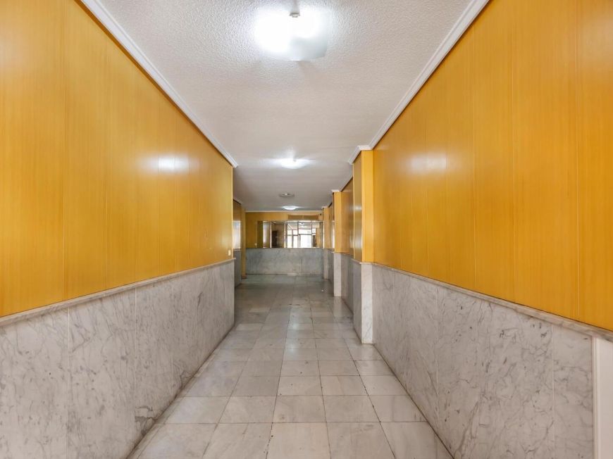 Španělsko Very spacious 2 bedroom + 1 bathroom apartment