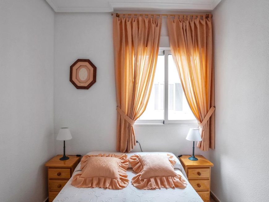 Španělsko Opportunity 2 bedrooms sunny