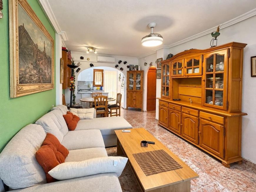 Španělsko Ground-floor property with two terraces overlooking the communal pool in El Moncayo – Guardamar del Segura