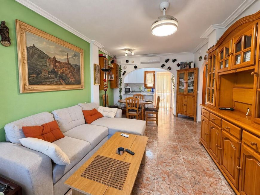 Španělsko Ground-floor property with two terraces overlooking the communal pool in El Moncayo – Guardamar del Segura