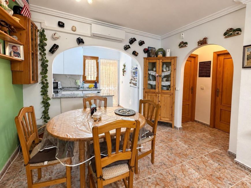 Španělsko Ground-floor property with two terraces overlooking the communal pool in El Moncayo – Guardamar del Segura
