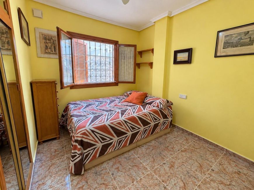 Španělsko Ground-floor property with two terraces overlooking the communal pool in El Moncayo – Guardamar del Segura