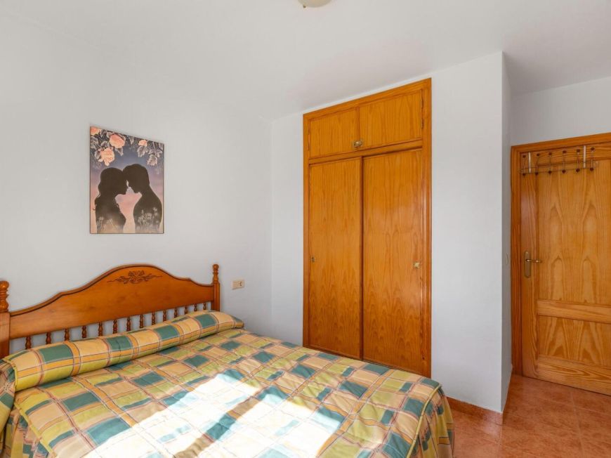 Španělsko Sunrise views and Mediterranean breezes in Nueva Torrevieja! 2 bedrooms + communal pool