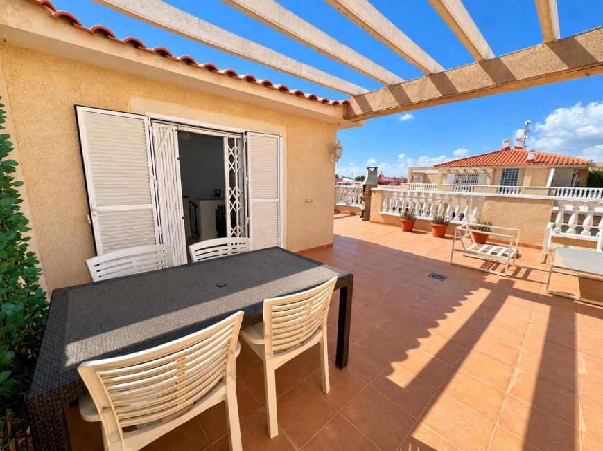 Španělsko Property with Large Private Solarium in Zeniamar VI – Orihuela Costa