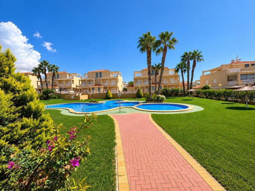 Španělsko Property with Large Private Solarium in Zeniamar VI – Orihuela Costa