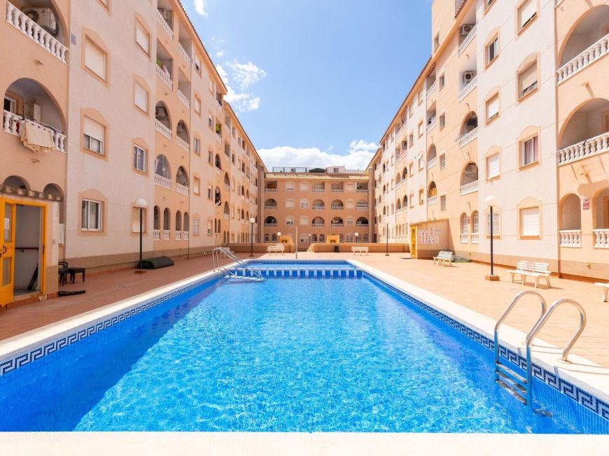 Spanien Eindrucksvolles, renoviertes Eck-Penthouse mit drei Schlafzimmern in der Wohnanlage Santa Gema.