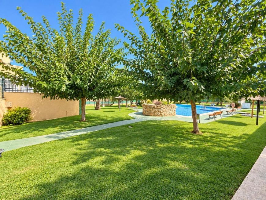 Španělsko Opportunity in Torreblanca: 2 bedrooms with pool