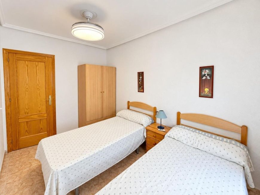 Španělsko South-facing 2-bedroom opportunity