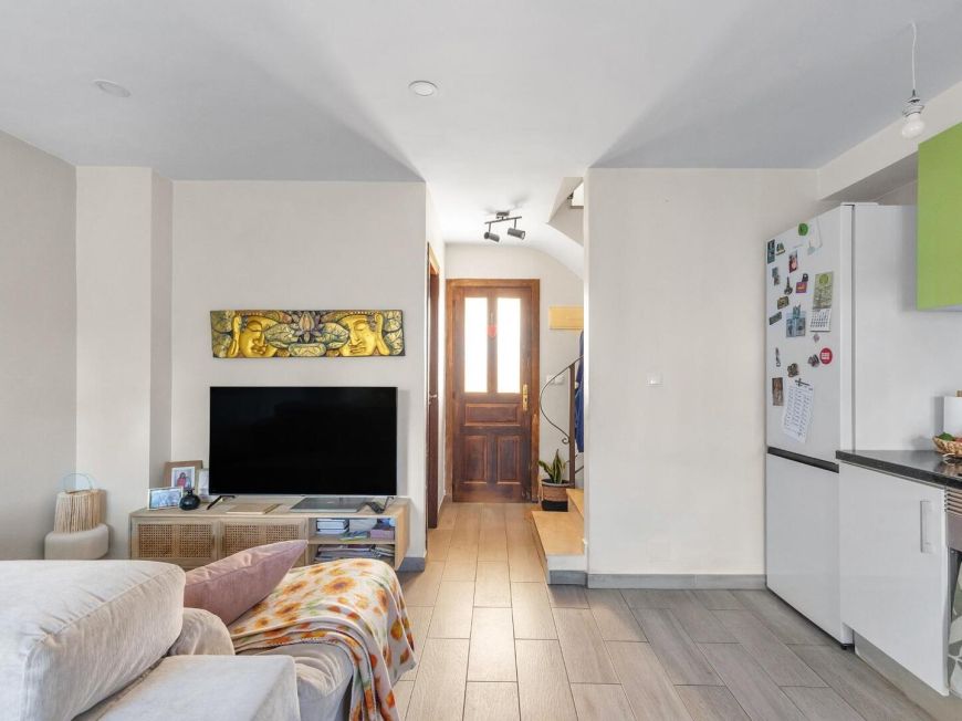 Španělsko Renovated duplex in Los Balcones: sun, comfort, and strategic location