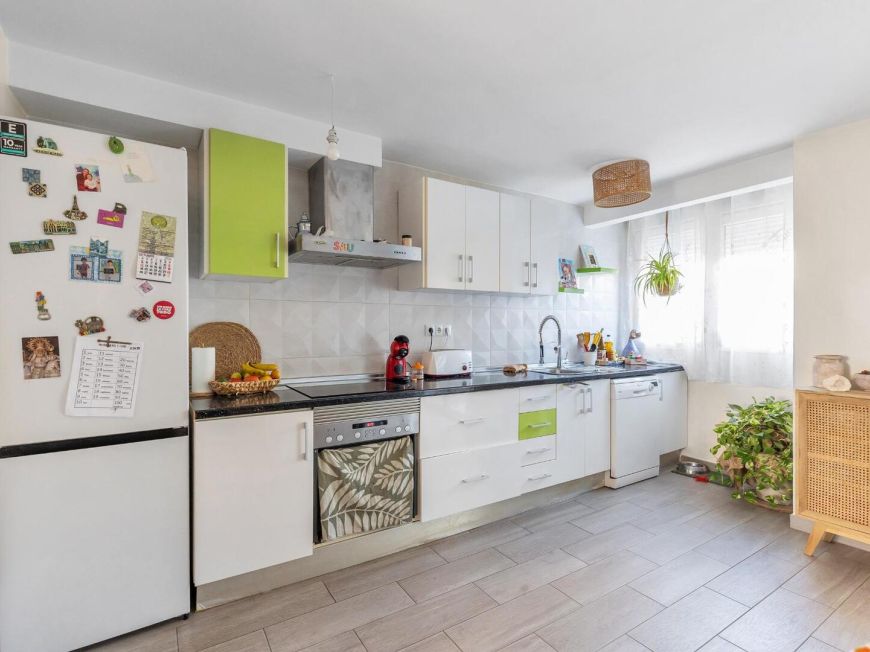 Španělsko Renovated duplex in Los Balcones: sun, comfort, and strategic location