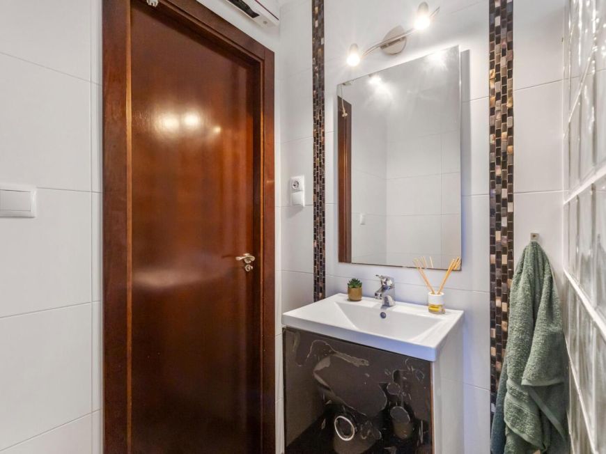 Španělsko Renovated duplex in Los Balcones: sun, comfort, and strategic location