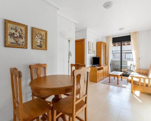 Impeccable opportunity for a 2-bedroom apartment with sun.
