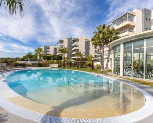 Resale opportunity with 3 bedrooms and 2 bathrooms