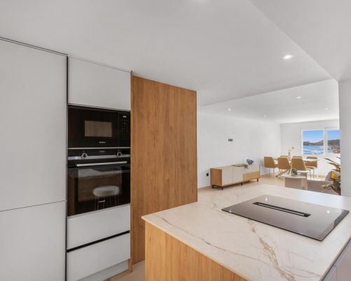 Luxury Seafront Apartment in La Mata – Fully Renovated and Move-In Ready