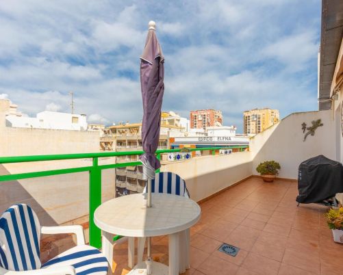 Penthouse in second line, 50 metres from Los Locos Beach