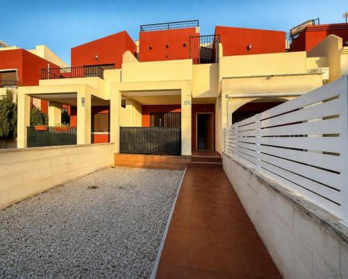 Townhouse opportunity in Aguas Nuevas