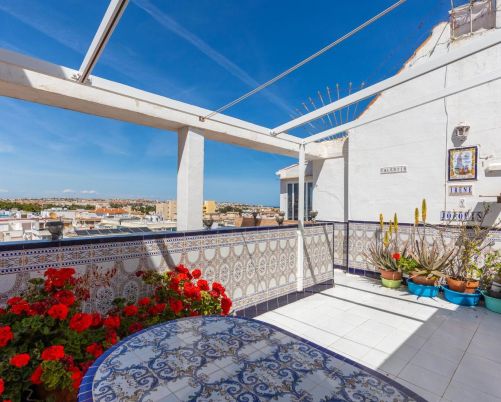 🌟 Penthouse with Infinity Terrace and Sea Views on Fragata Street with 3 bedrooms and Garage