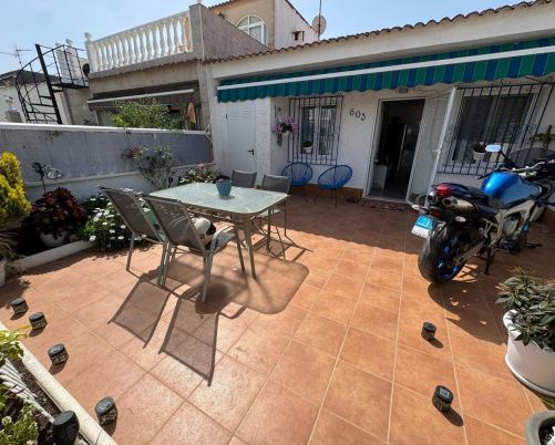 RENOVATED BUNGALOW WITH NO NEIGHBORS ABOVE