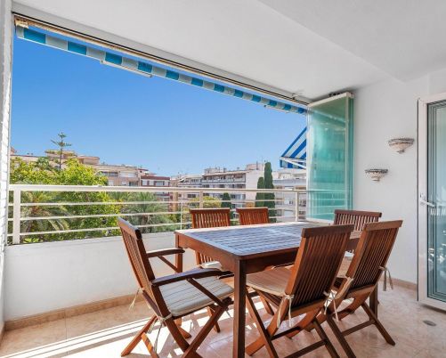 SPECTACULAR 3 bedroom 2 bathroom apartment 250m from Playa del Cura