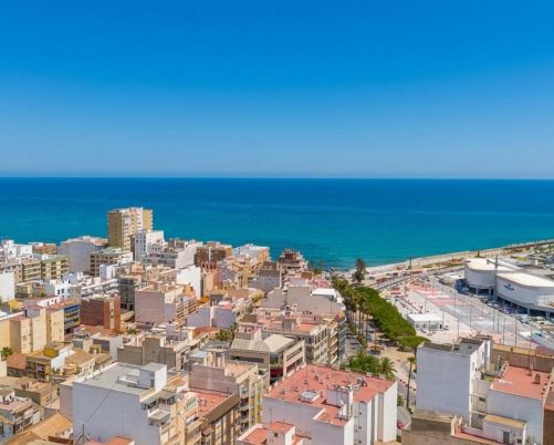 Strategic location and great investment potential in the centre of Torrevieja.