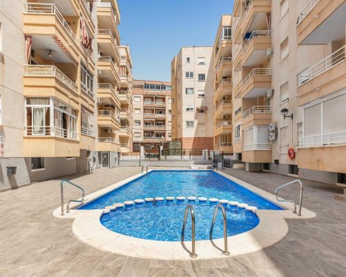 Live just steps from the sea with a pool, garage and an unbeatable location