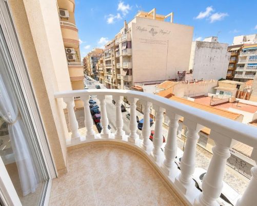 2 bedroom opportunity Playa del Cura