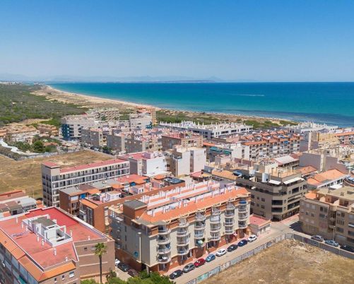 APARTAMENTO DE 1 DORMITORIO EN ESQUINA CON VISTAS A LA LAGUNA, LICENCIA TURISITICA Y A 260 METROS DE LA PLAYA DE LA  MATA!