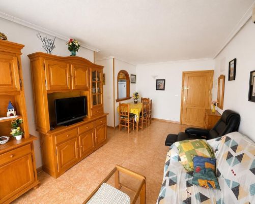 Opportunity for a 2-bedroom apartment with a pool