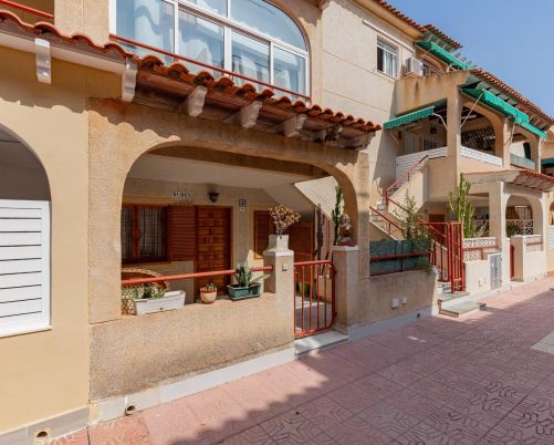 Your home by the sea! Ground floor apartment with a 15 m2 terrace in Acequión (Torrevieja)