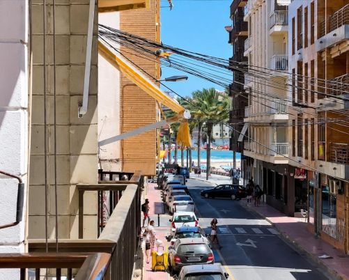 2-Bedroom Apartment Just a Few Metres from Playa del Cura – Torrevieja