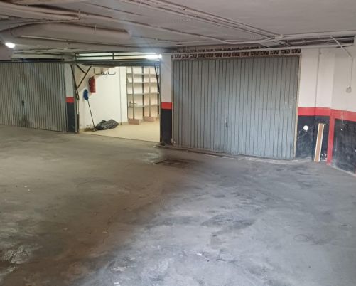 Private, Secure   Enclosed Garage